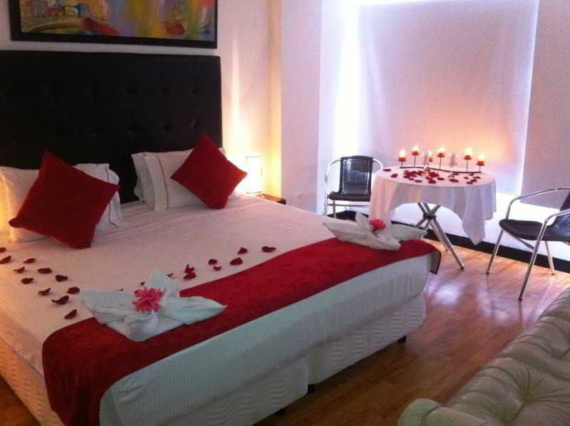 Hotel Aj Ferial Bogotá Zewnętrze zdjęcie