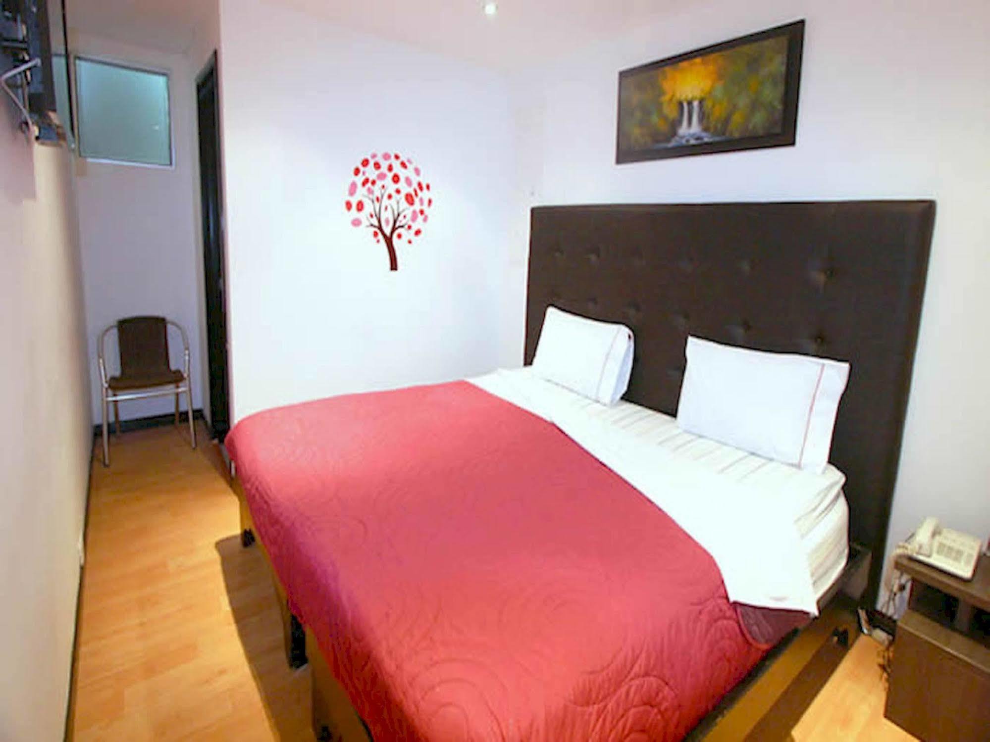 Hotel Aj Ferial Bogotá Zewnętrze zdjęcie