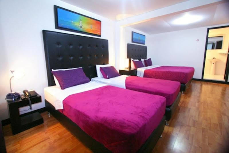 Hotel Aj Ferial Bogotá Zewnętrze zdjęcie